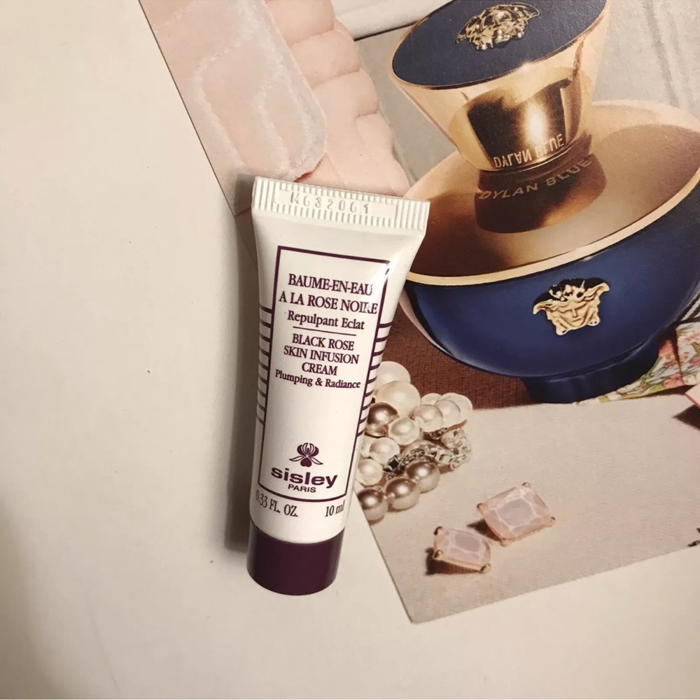 Sisley Black Rose Skin Infusion Cream~0.33 fl oz / 10ml~Deluxe Sample Si…